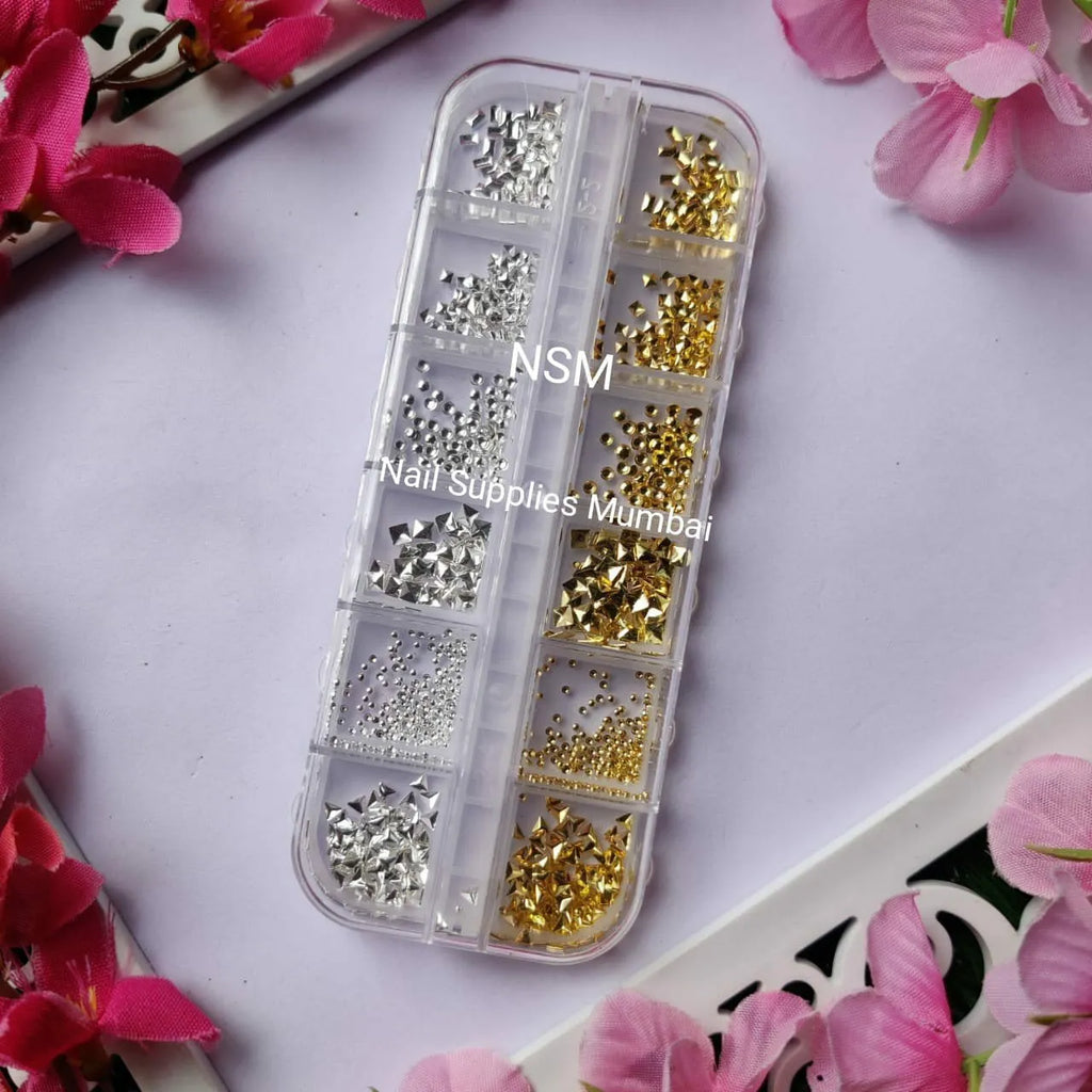 Gold And Silver Mix Rivets Grid