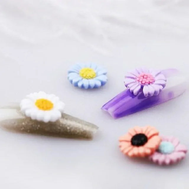 Daisy Flower Nail Charms