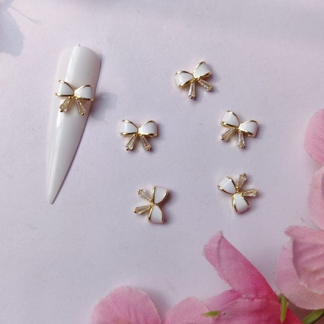 Delicate Zircon Diamond Bow Nail Charms