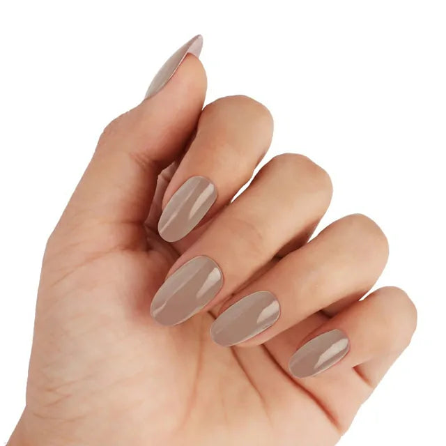 Glam Gel Nail Polish - Peanut Brown (15ml)