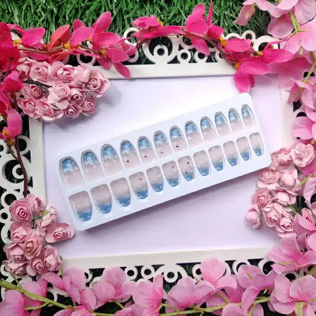 Glossy Cloud And Star Print Transparent Press On Nails (Set Of 24 Pc)