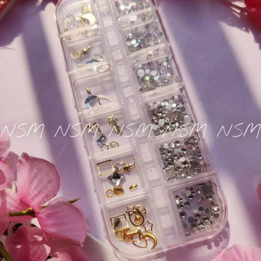 AB Aurora And Silver Rhinestones Mix Charms And Stones Grid