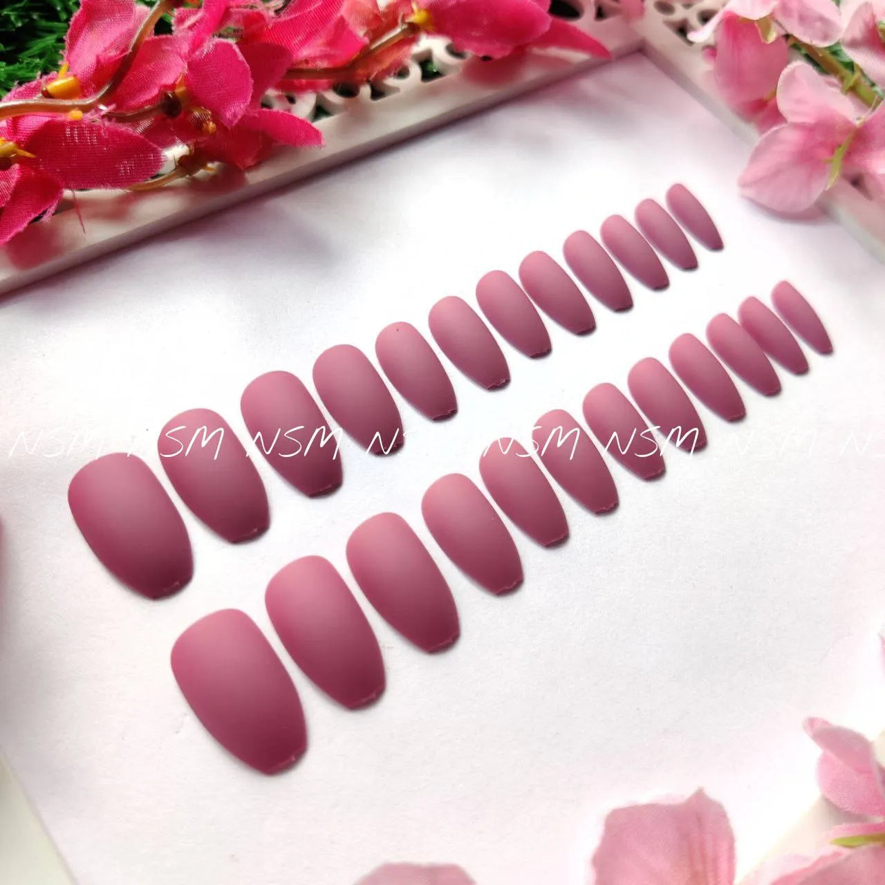 Lilac Pink Matte Medium Short Coffin Press On Nails (Without Glue)