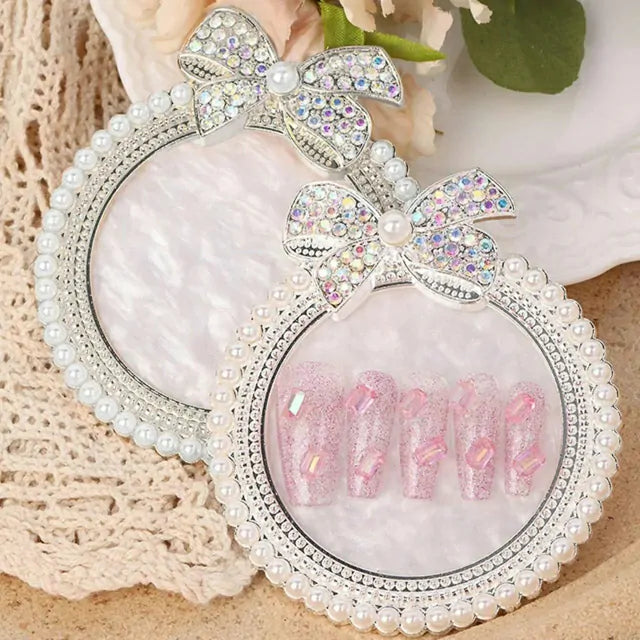 Pearl Studded Bow Nail Art Mixing Palette