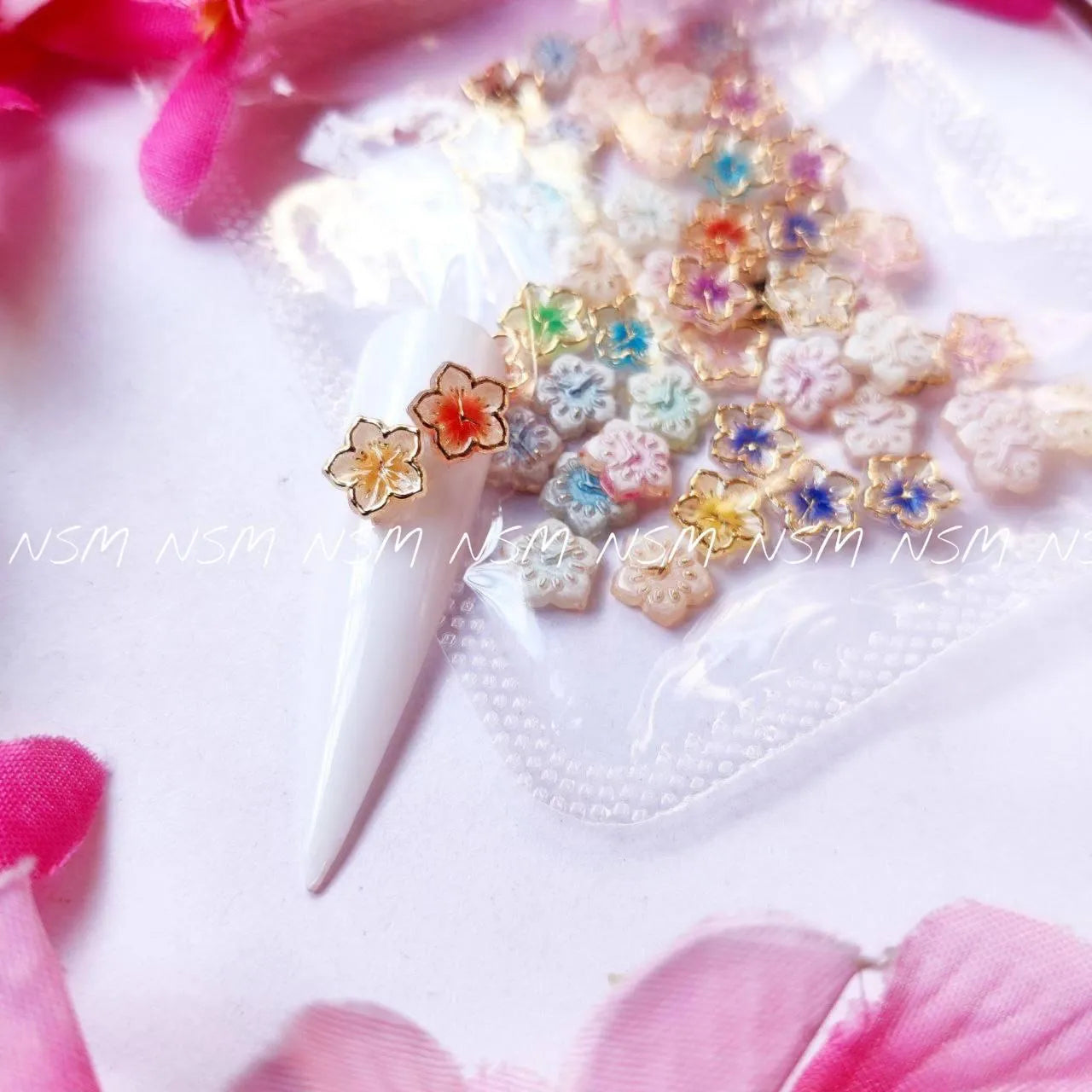 Multicolour Flowers Nail Charms